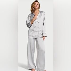 Brand New Ladies Victoria Secret Double Breasted  Satin Pajamas Size Large